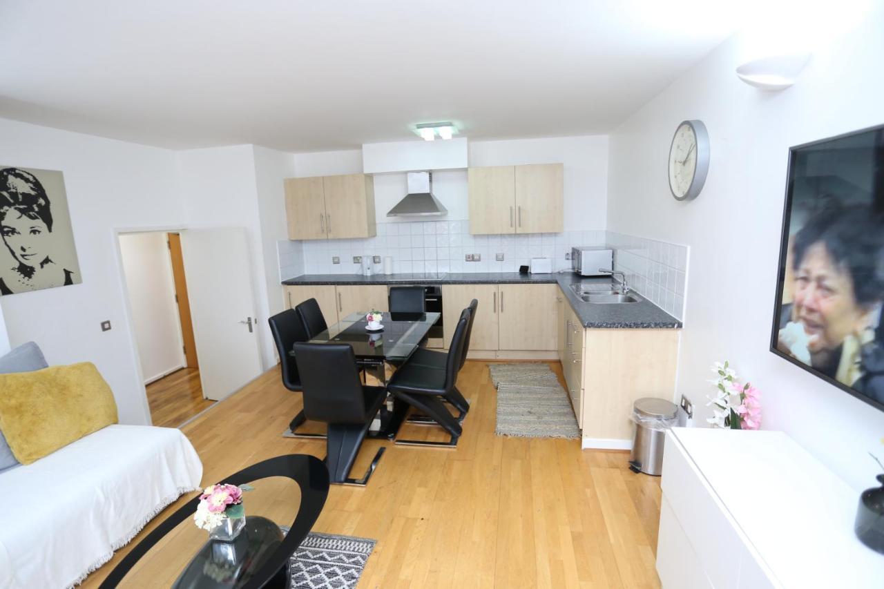 Gorgeous 2 Bedroom 2 Bathroom Woolwich لندن المظهر الخارجي الصورة
